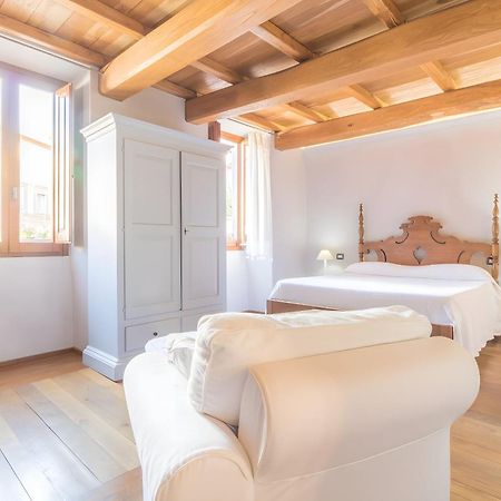 파르네세 레지덴차 파네세 B&B 외부 사진