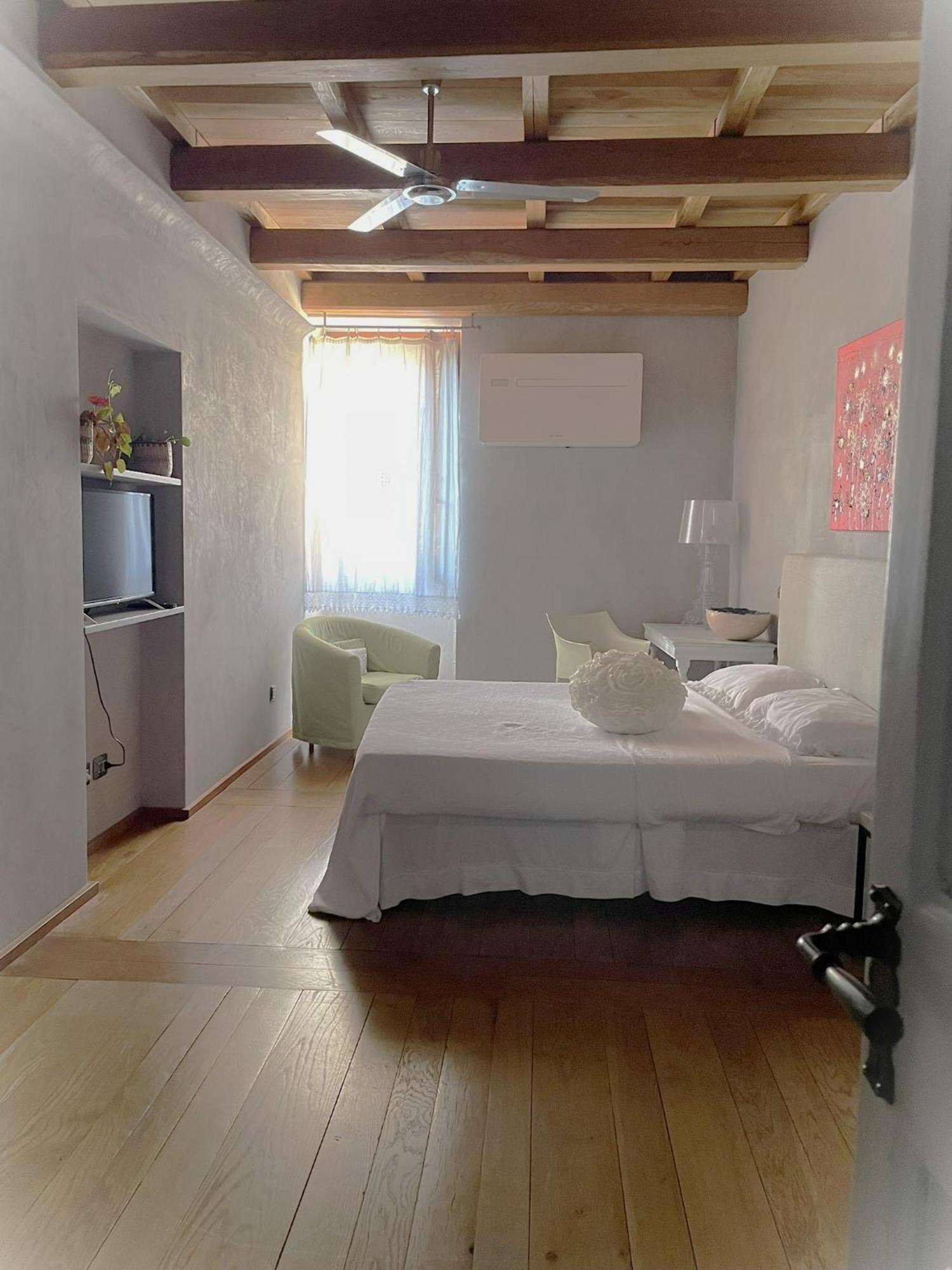 파르네세 레지덴차 파네세 B&B 외부 사진